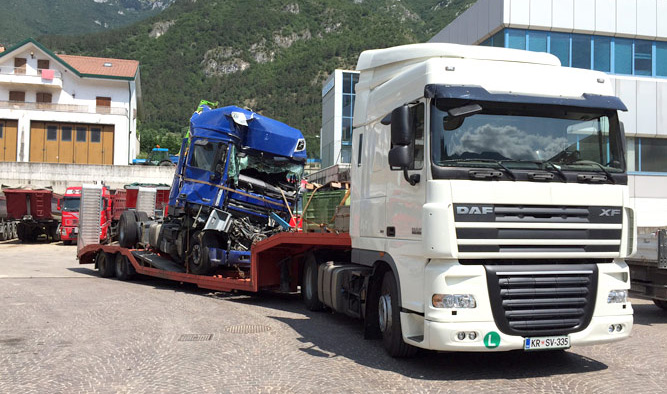 Nakladalna prikolica