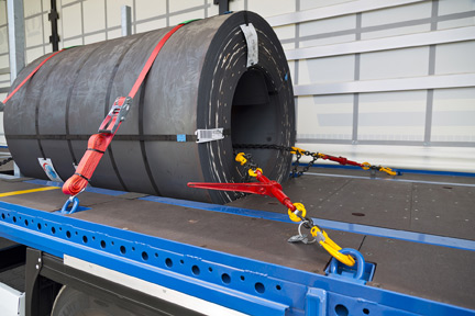 Priklopnik z vdolbino